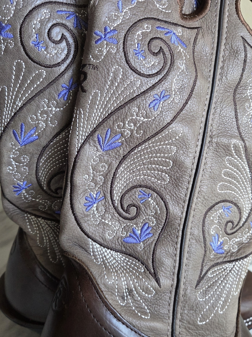 Tony Lama Brown Leather Western Boots with Gray Shaft and Lavender Stitching - Picture 6 of 6